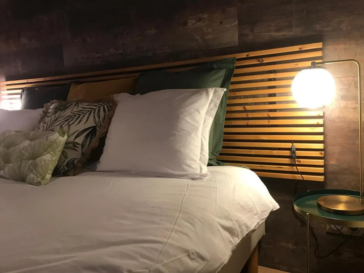 Bed & Breakfast Chambre D'Hotes La Manola Rognes